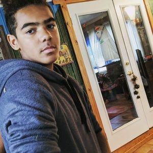 Meet your Posher, Kris